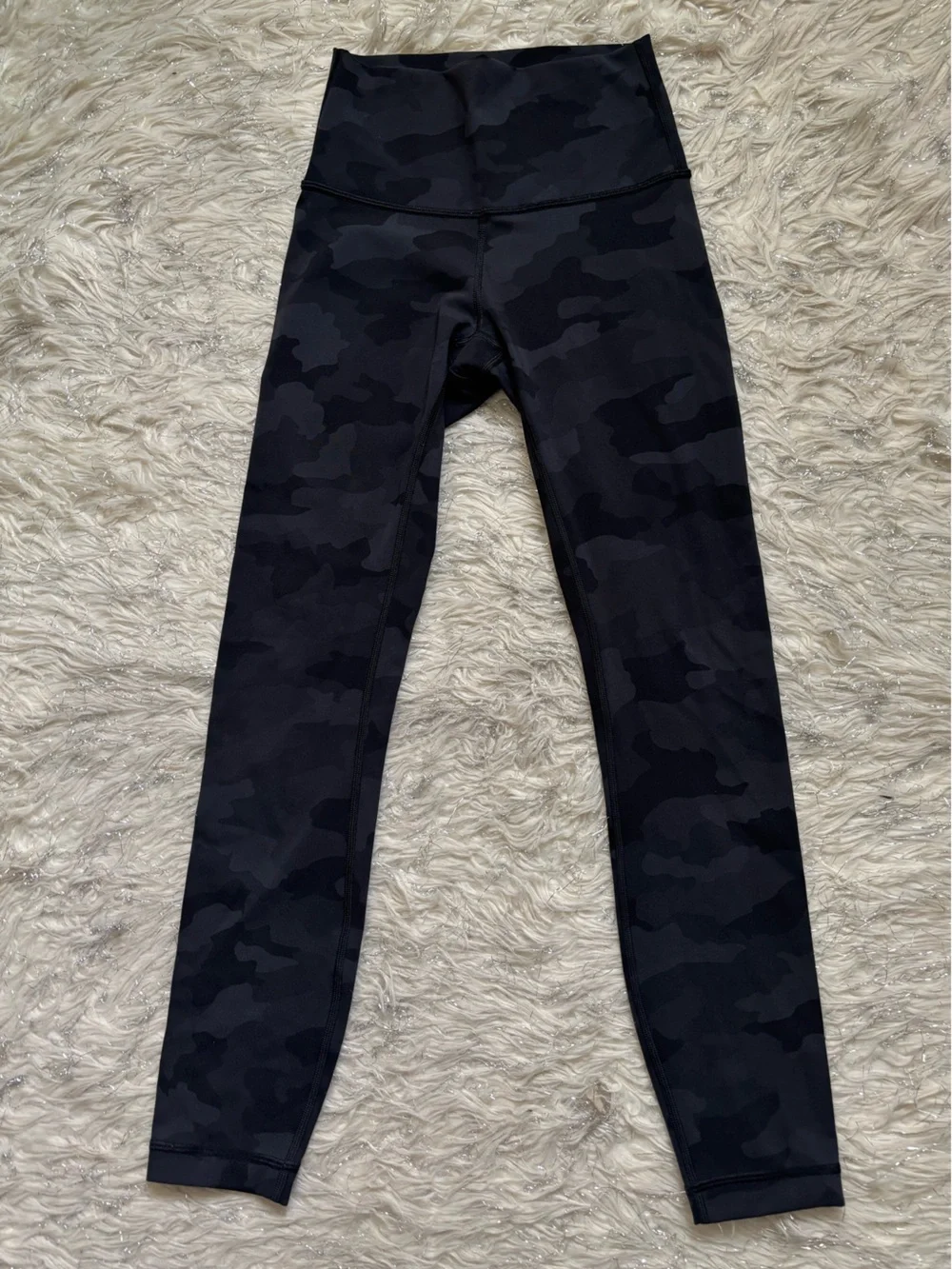 lululemon athletica Dark Camo High-Rise Cropped Leggings Size 2